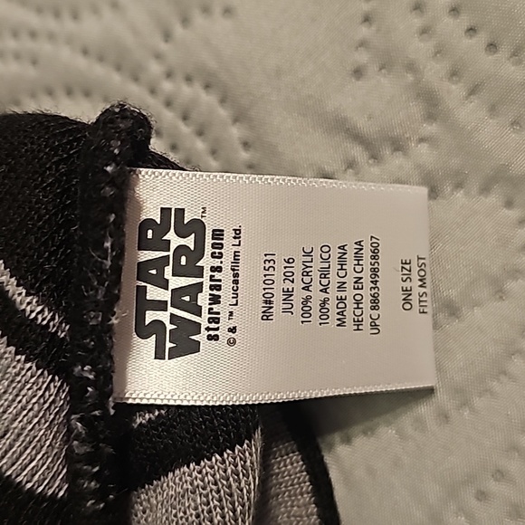 2016 Star Wars Mens Beanie - Picture 3 of 3